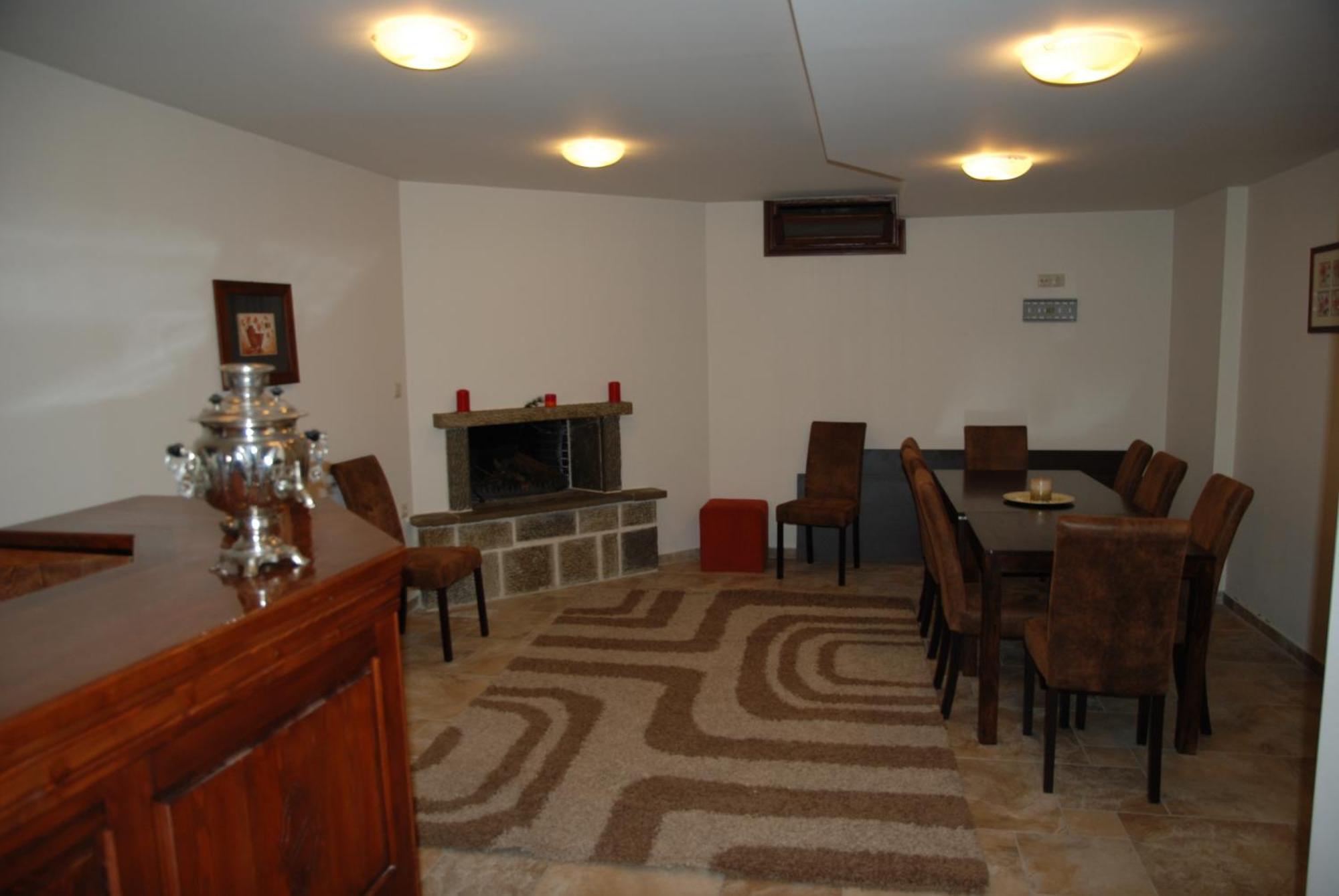 Siarava Otel Yanya Dış mekan fotoğraf