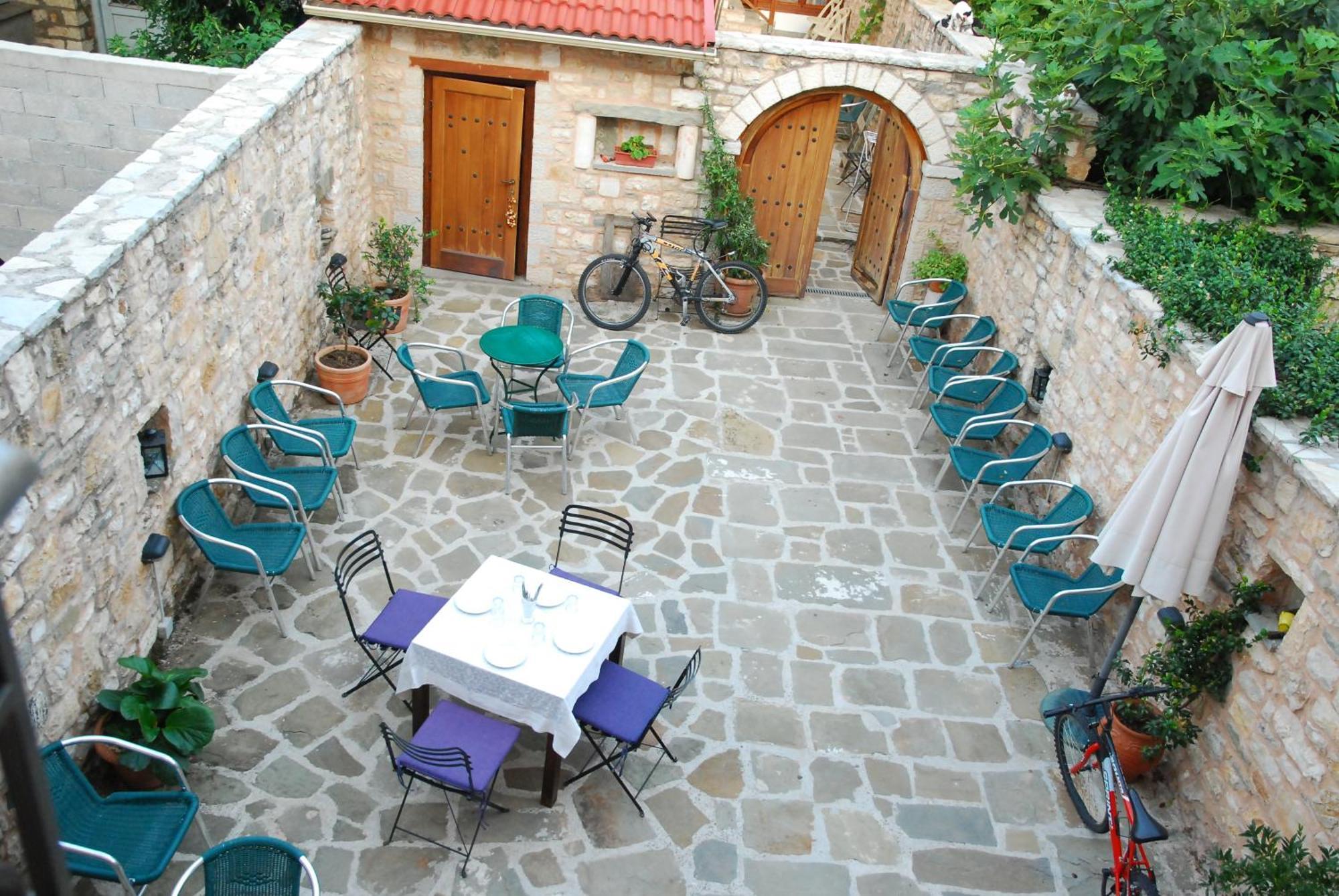 Siarava Otel Yanya Dış mekan fotoğraf